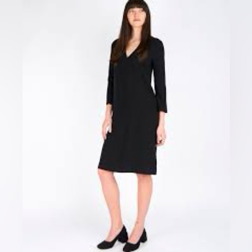 Filippa K navy v neck dress made in Portugal like new